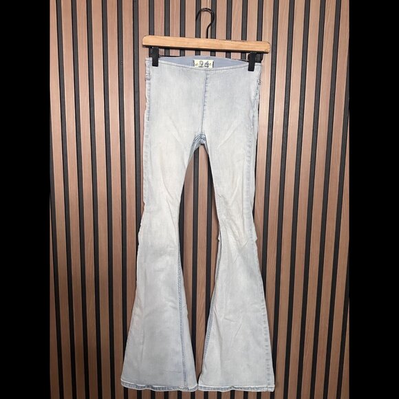 Free People Jeans 24 Blue Acid Wash Denim Penny Pull On Low Rise Bell Bottom - Picture 1 of 6